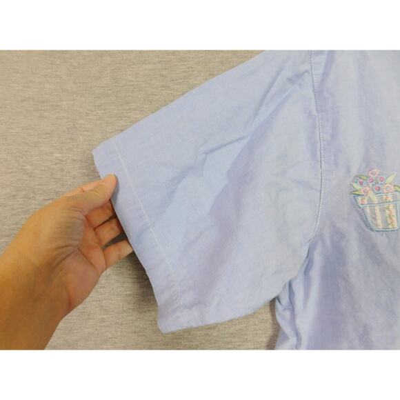 Woman Shirt Medium Blue Embroidered Flower Pots Short Sleeve Separate Issue VTG - Picture 4 of 7